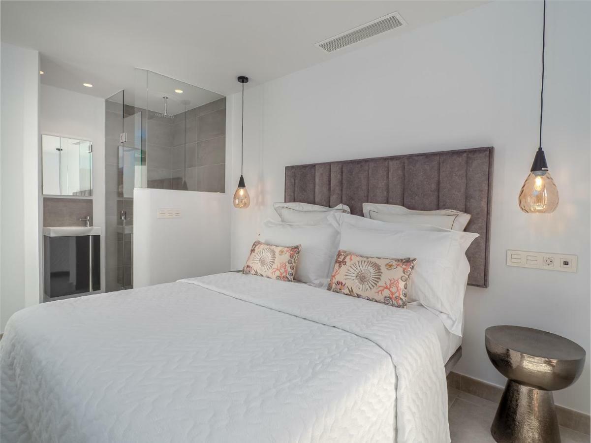 Marbella Old Town : Luxury Townhouse Villa Buitenkant foto